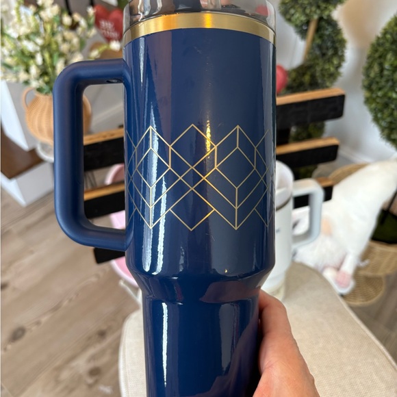 Stanley Navy and White Tumbler Duo - Set of 2 NWT - Picture 7 of 16